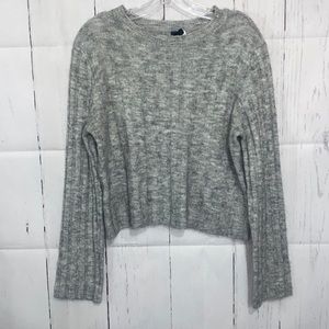 H&M cozy cropped elegant wool sweater,size M